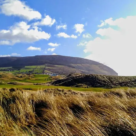 Surfnstay Strandhill Lodge, House & Surf Guest house *