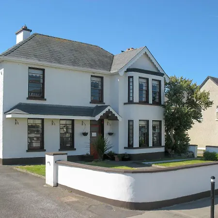 Surfnstay Strandhill Lodge, House & Surf Guest house