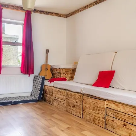 Surfnstay Strandhill Lodge, House & Surf Guest house Sligo