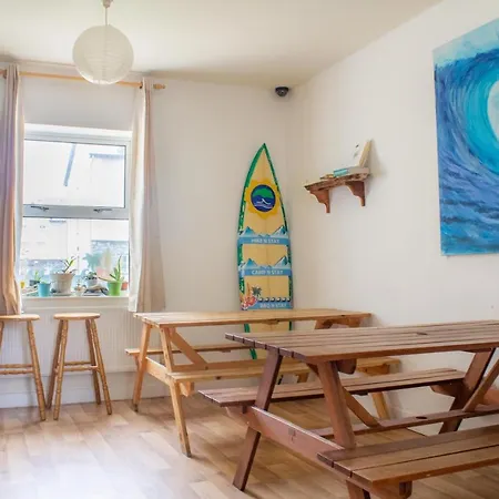 Surfnstay Strandhill Lodge, House & Surf *
