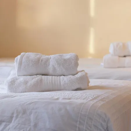 Surfnstay Strandhill Lodge, House & Surf * Sligo