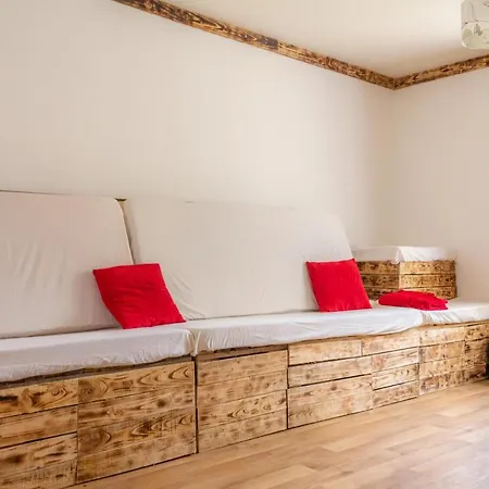 Guest house Surfnstay Strandhill Lodge, House & Surf *
